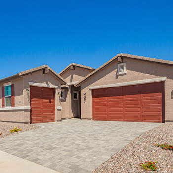 Large square  04   131st 25221